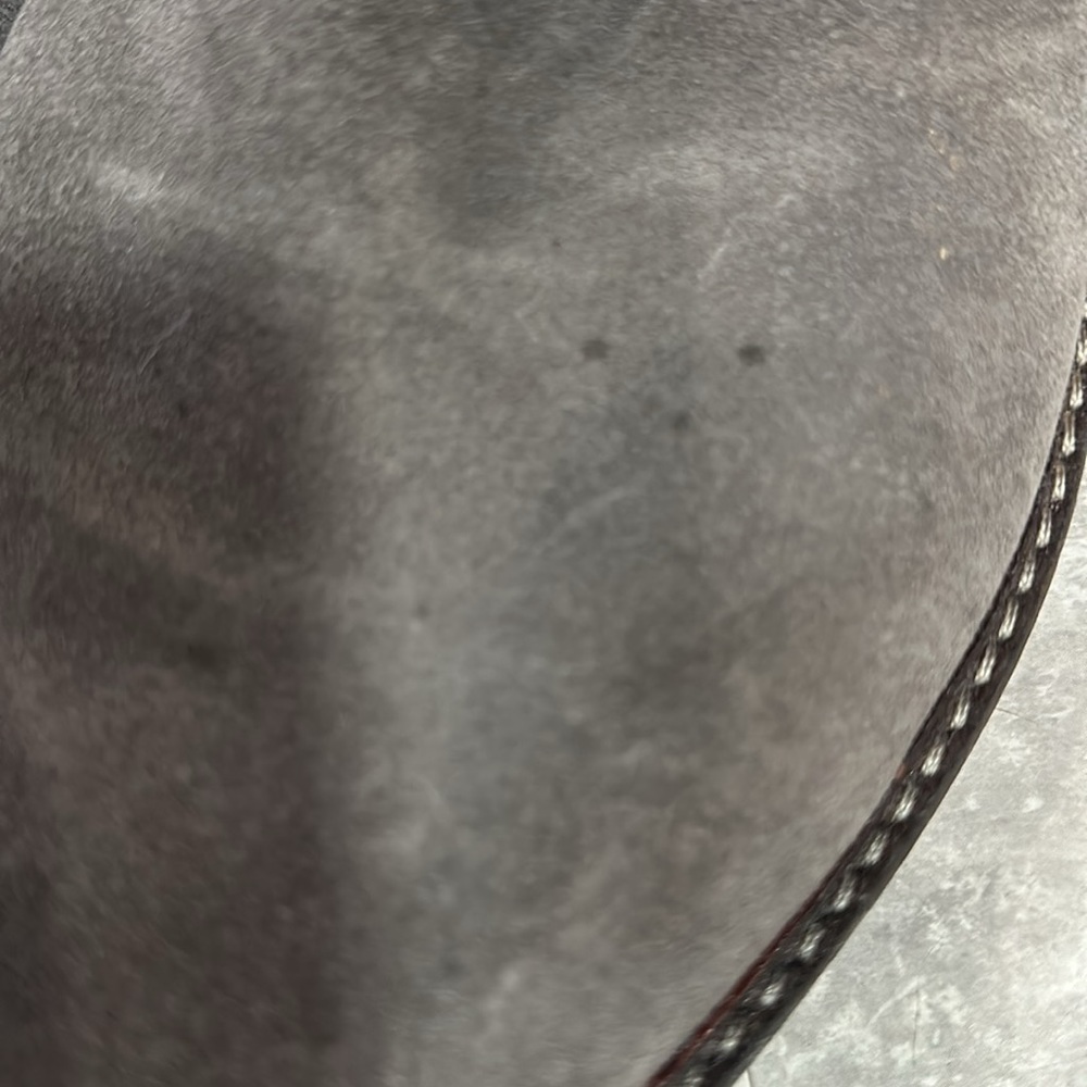 Clark’s grey suede boots - Picture 5 of 6